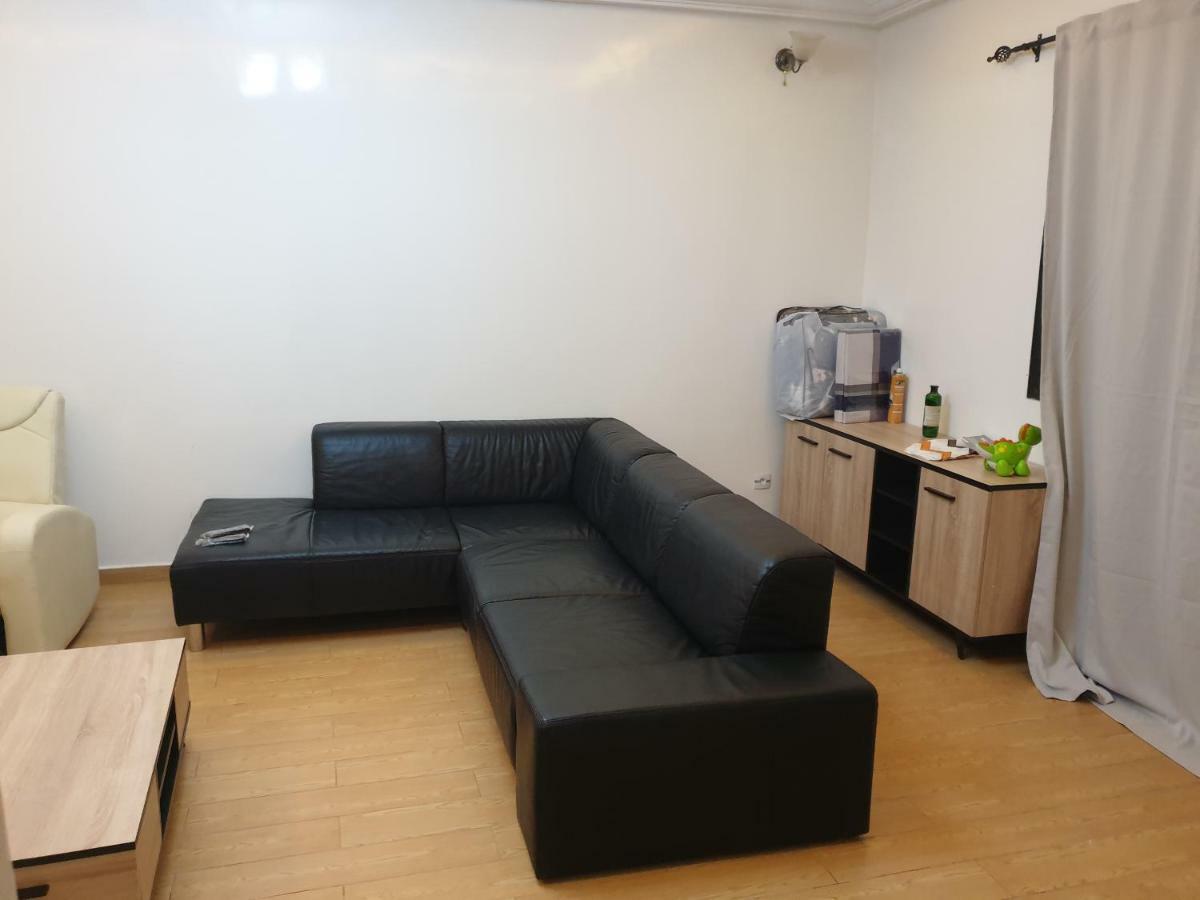 Luxueux A Diamniadio Apartment *